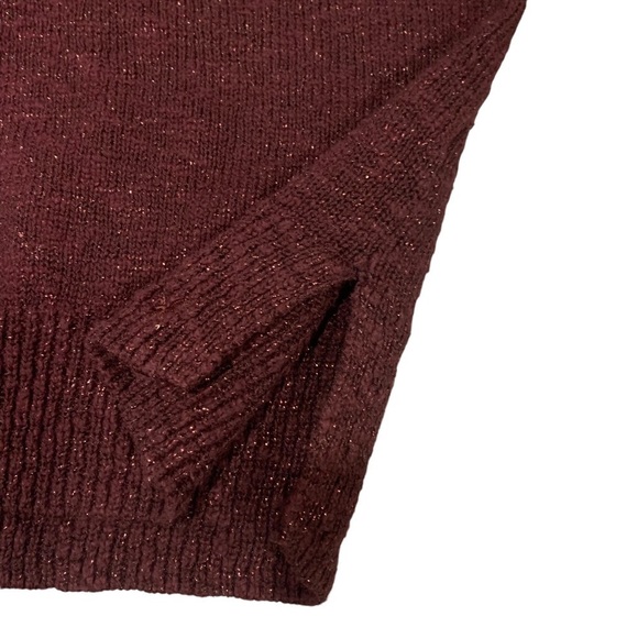 American Eagle Cotton Blend V-Neck Sweater - Picture 8 of 11